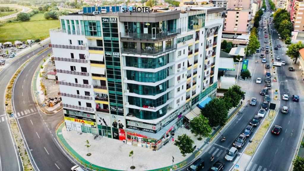 Sky Hotel Shkodër Eksteriør billede