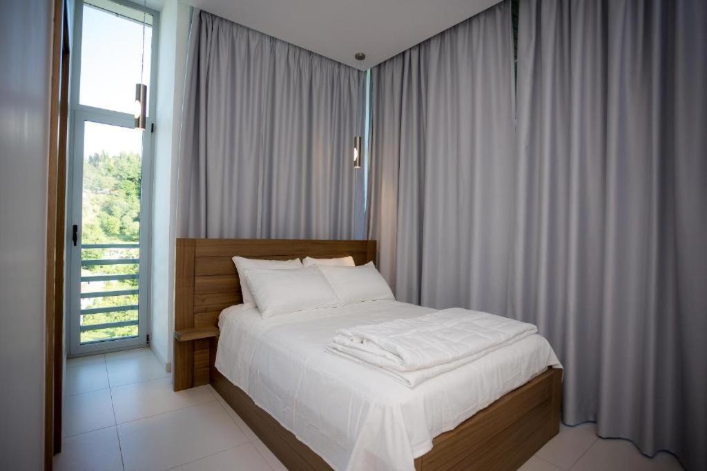 Sky Hotel Shkodër Eksteriør billede