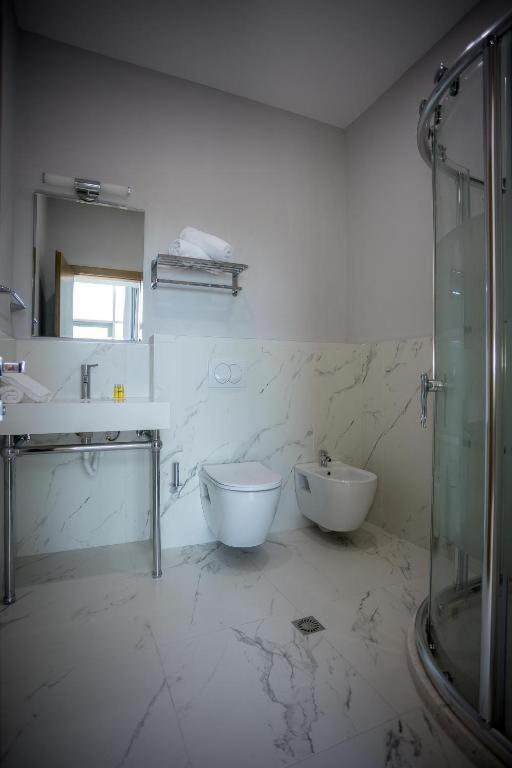 Sky Hotel Shkodër Eksteriør billede